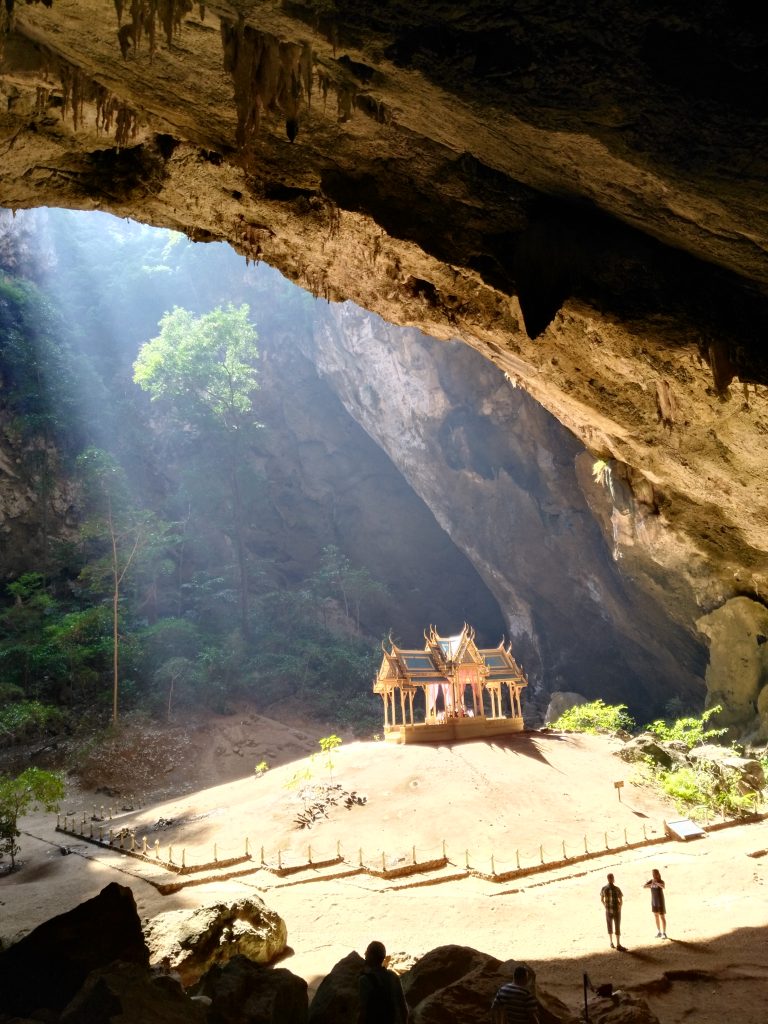 La grotte de Phraya Nakhon